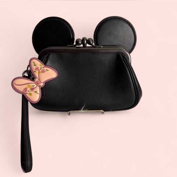 Coach Disney X  Kisslock Wristlet Minnie Mouse Ears Limited Edition - Picture 1 of 8